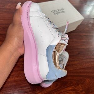 Alexander McQueen Molly Kid